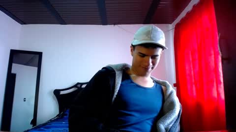 Snapshot of davidkaloc chatting on February 21, 6:15 pm David online show from February 21, 6:15 pm