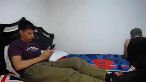 Snapshot of davidkaloc chatting on September 10, 2:22 am David online show from September 10, 2:22 am