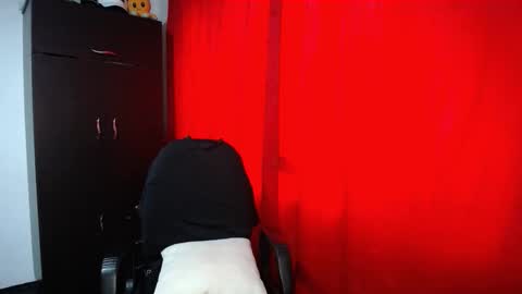 Snapshot of davidkaloc chatting on October 12, 9:58 pm David online show from October 12, 9:58 pm