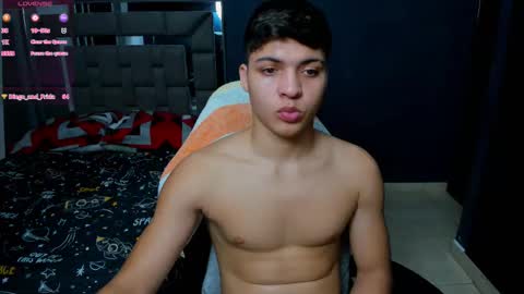 davidro030 online show from February 27, 2:33 am