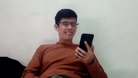 Snapshot of davidrocero chatting on December 1, 12:54 pm davidrocero online show from December 1, 12:54 pm