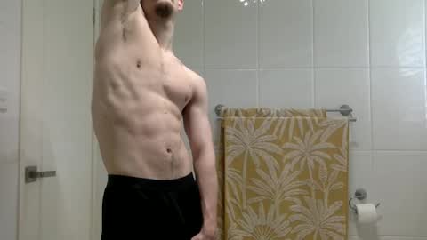 Snapshot of davidwill1 chatting on December 30, 3:25 am davidwill1 online show from December 30, 3:25 am