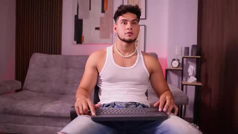 Davies brown    schedule 12pm to 5pm col time online show from October 28, 8:33 pm