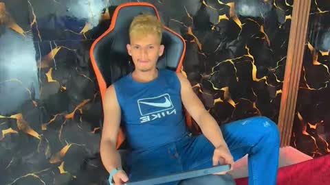 davilap toyboy online show from February 11, 5:12 am