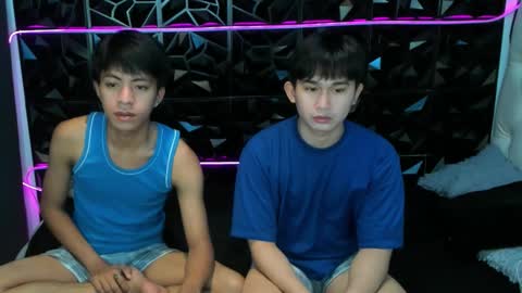 Snapshot of davincihugecock chatting on March 16, 5:28 pm daniel online show from March 16, 5:28 pm