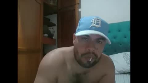 Snapshot of davinson_lopez35 chatting on June 7, 1:54 am davinson_lopez35 online show from June 7, 1:54 am