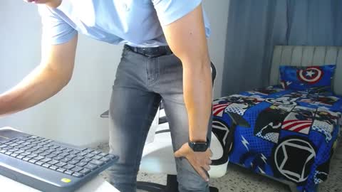 David Angel online show from February 1, 2:05 am