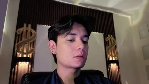 davoxer online show from May 17, 3:26 am