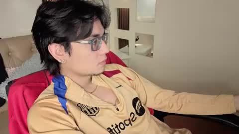 davoxer online show from June 25, 3:39 am