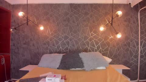 DAWA ANGELS online show from September 24, 5:11 am