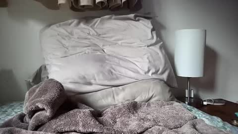 dawg_888 online show from February 14, 1:51 pm