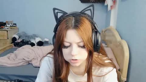 Alice online show from March 3, 8:42 am