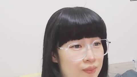 Snapshot of dawnlove22 chatting on March 22, 6:06 am Mita online show from March 22, 6:06 am