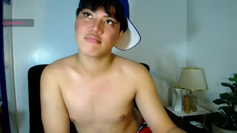Snapshot of dawsonhansleyxx_ chatting on April 27, 9:35 pm Dawsonhansleyxx online show from April 27, 9:35 pm