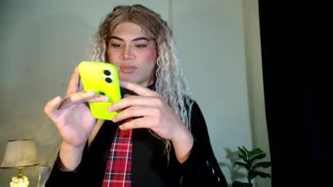 Snapshot of dawsonhansleyxx_ chatting on June 6, 10:47 pm Dawsonhansleyxx online show from June 6, 10:47 pm