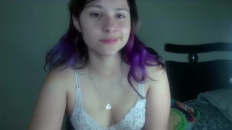 Snapshot of daya202 chatting on December 31, 1:04 am Eli online show from December 31, 1:04 am