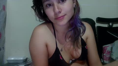 Snapshot of daya202 chatting on January 15, 7:05 am Eli online show from January 15, 7:05 am