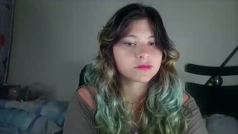 Snapshot of daya202 chatting on February 11, 6:30 am Eli online show from February 11, 6:30 am