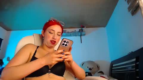 Snapshot of dayadumont chatting on February 26, 5:56 pm Daya online show from February 26, 5:56 pm