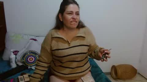 Snapshot of dayan_hanks chatting on February 17, 10:23 am dayan online show from February 17, 10:23 am