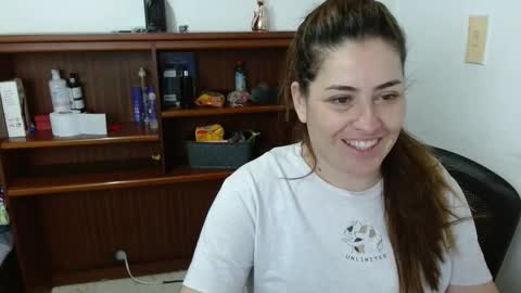 Snapshot of dayan_hanks chatting on May 9, 11:26 am dayan online show from May 9, 11:26 am