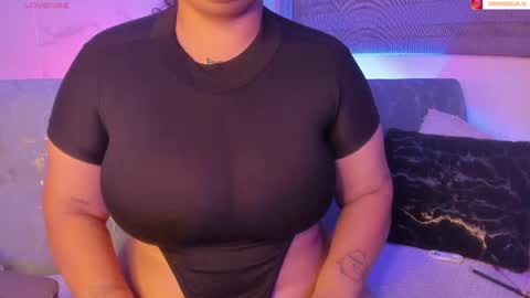 Snapshot of dayan_silva_ chatting on April 4, 1:59 am DAYAN online show from April 4, 1:59 am