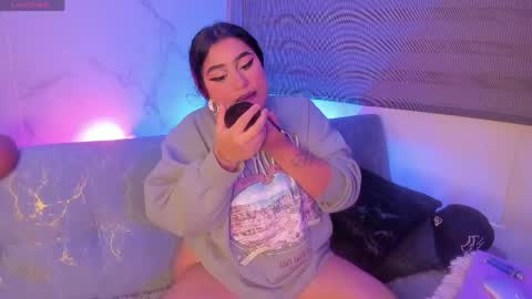 Snapshot of dayan_silva_ chatting on April 19, 11:18 pm DAYAN online show from April 19, 11:18 pm