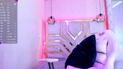 dayana_harlow2 online show from October 31, 8:21 pm