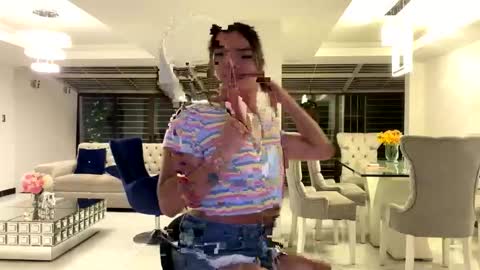 Snapshot of dayanavelez chatting on April 12, 2:49 am Dayana online show from April 12, 2:49 am
