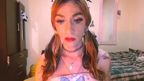 dayanna_01_ online show from April 19, 10:12 pm