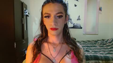 dayanna_01_ online show from April 24, 3:47 pm
