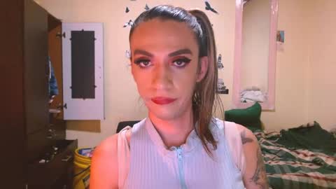 dayanna_01_ online show from May 16, 7:56 pm