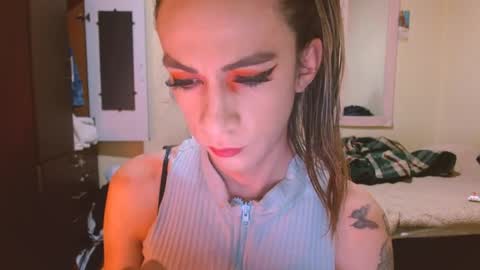 dayanna_01_ online show from May 22, 4:45 pm