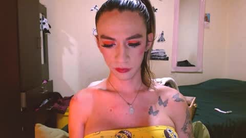 dayanna_01_ online show from May 29, 6:28 pm