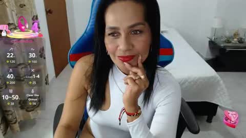 DAYANNA online show from July 15, 3:45 am