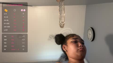 Snapshot of dayqueen1 chatting on October 8, 8:06 pm dayqueen1 online show from October 8, 8:06 pm