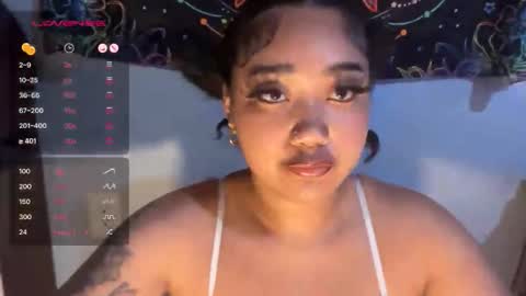 Snapshot of dayqueen1 chatting on October 17, 9:50 pm dayqueen1 online show from October 17, 9:50 pm