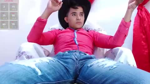 Snapshot of dayro_dduran chatting on October 18, 6:41 pm dayro_dduran online show from October 18, 6:41 pm