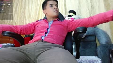 Snapshot of dayro_dduran chatting on April 12, 7:08 pm dayro_dduran online show from April 12, 7:08 pm