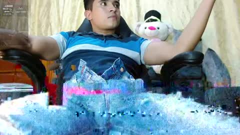 Snapshot of dayro_dduran chatting on April 16, 9:26 pm dayro_dduran online show from April 16, 9:26 pm