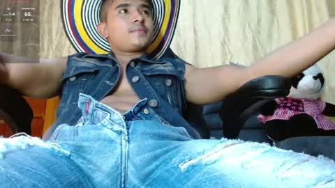 Snapshot of dayro_dduran chatting on May 16, 7:45 pm dayro_dduran online show from May 16, 7:45 pm