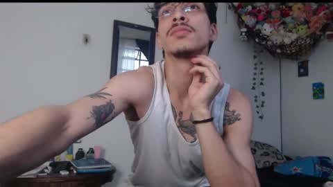 Snapshot of dazzayyy chatting on June 14, 11:45 am dazzayy online show from June 14, 11:45 am