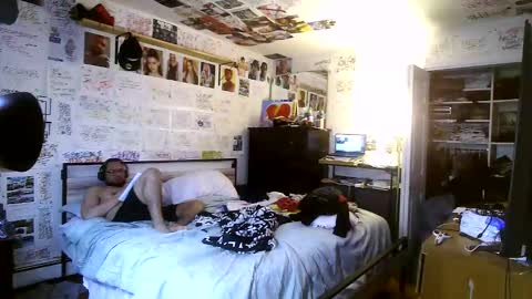 Snapshot of dbeamon92 chatting on March 6, 6:04 pm dbeamon92 online show from March 6, 6:04 pm