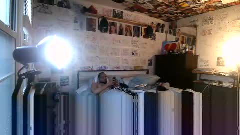 Snapshot of dbeamon92 chatting on March 12, 6:58 pm dbeamon92 online show from March 12, 6:58 pm