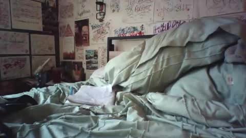 Snapshot of dbeamon92 chatting on March 14, 12:54 pm dbeamon92 online show from March 14, 12:54 pm