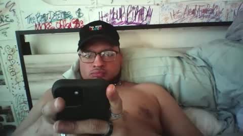 Snapshot of dbeamon92 chatting on March 17, 1:03 pm dbeamon92 online show from March 17, 1:03 pm