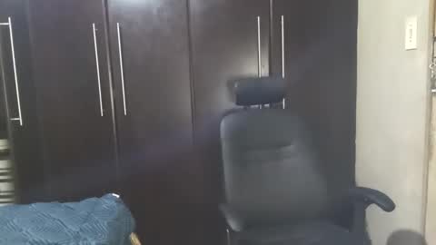 dbnpoizn online show from January 31, 10:21 pm