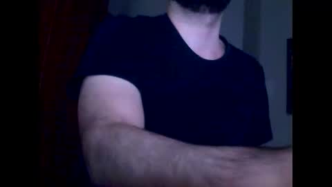 Snapshot of dcs83 chatting on November 8, 3:23 pm dcs83 online show from November 8, 3:23 pm