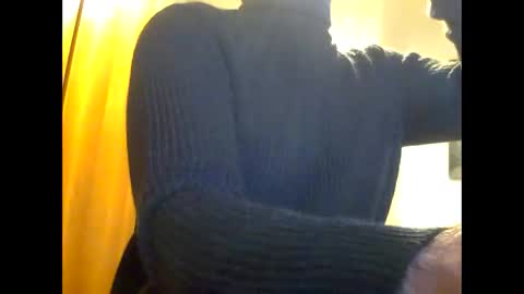 Snapshot of dcs83 chatting on November 22, 3:22 pm dcs83 online show from November 22, 3:22 pm