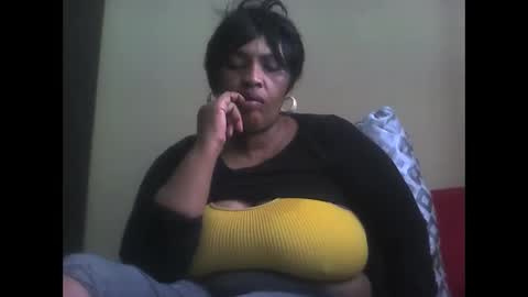 Snapshot of ddboobsnipples chatting on November 20, 2:39 pm ddboobsnipples online show from November 20, 2:39 pm